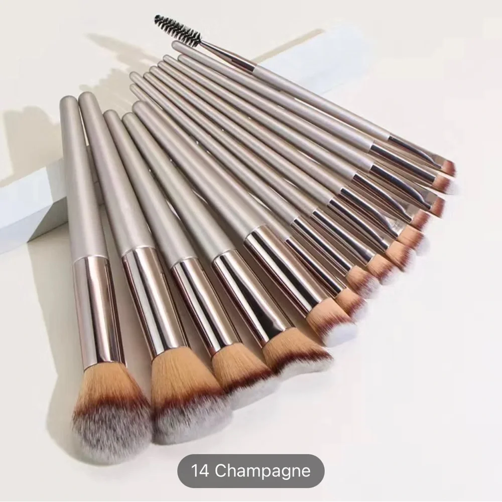 Makeup brush set